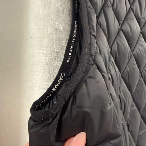 Calvin Klein Black Quilted Puffer Vest Size- M - Picture 8 of 8